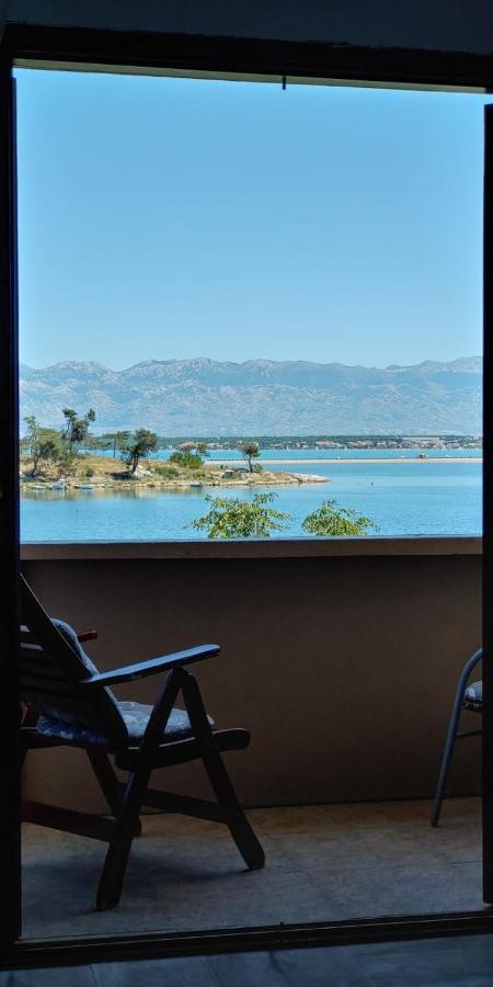 Seaview Holiday Apartments, Ventura Nin Exteriör bild