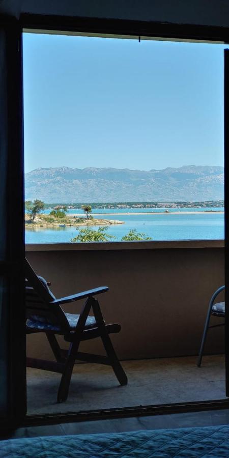 Seaview Holiday Apartments, Ventura Nin Exteriör bild