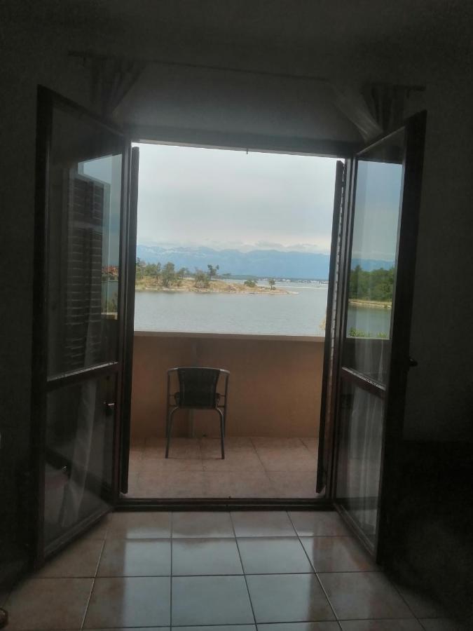 Seaview Holiday Apartments, Ventura Nin Exteriör bild