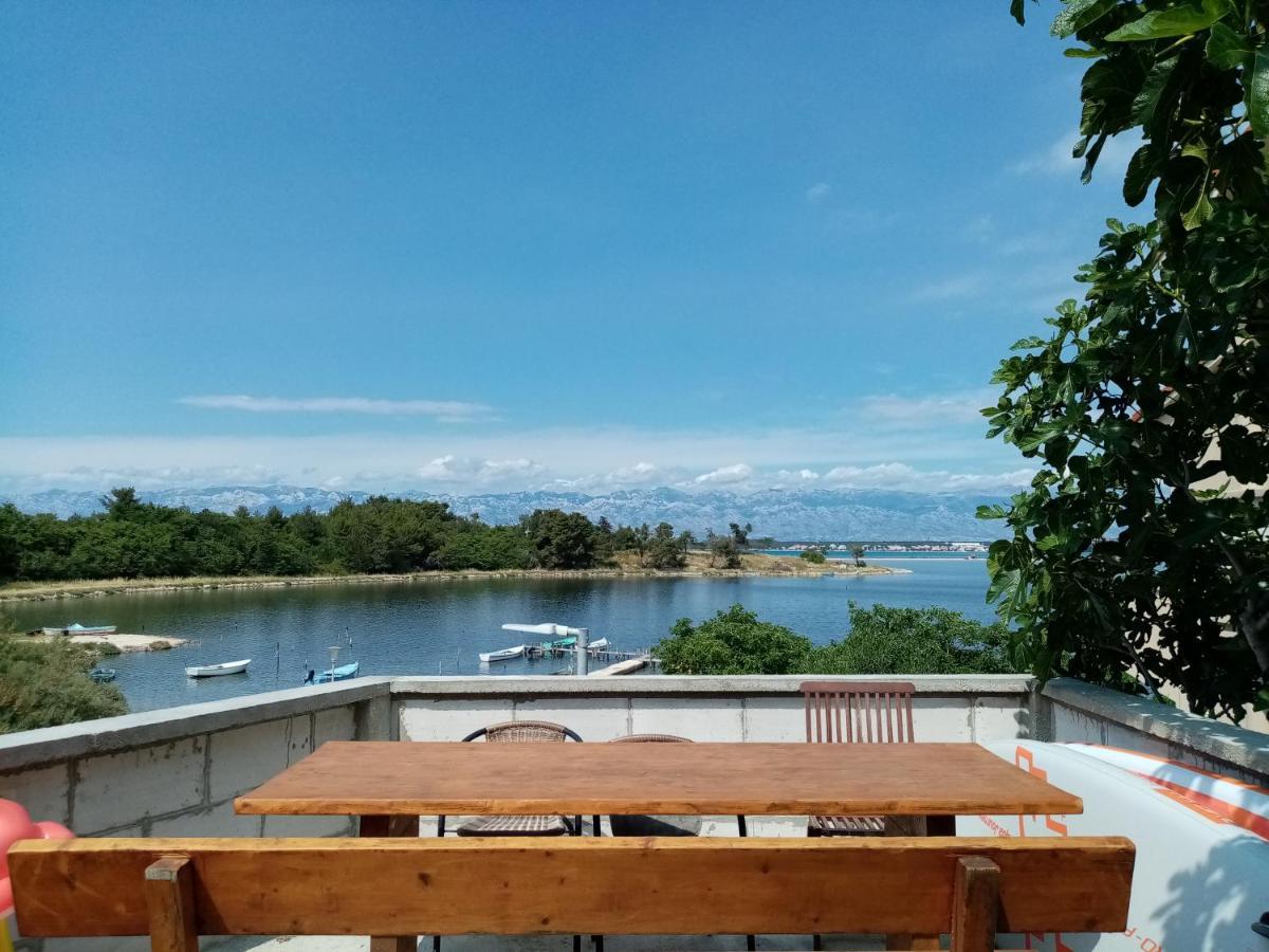 Seaview Holiday Apartments, Ventura Nin Exteriör bild