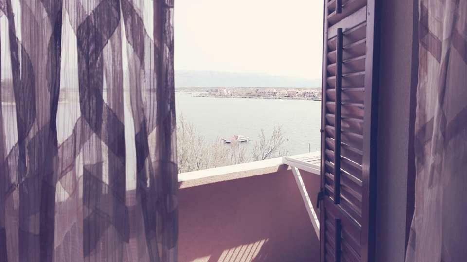 Seaview Holiday Apartments, Ventura Nin Exteriör bild